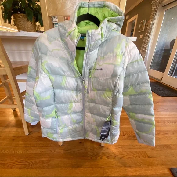 Eddie Bauer First Ascent Downlight 800 fill jacket -Large